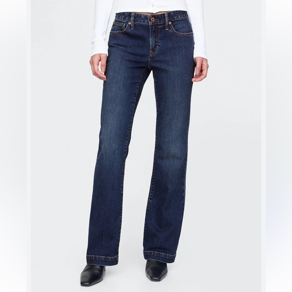 Levis Signature Demi Curve Flared Blue Jeans